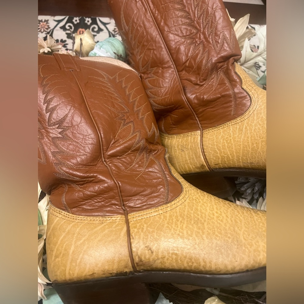 Nocona vintage tan cowboy boots